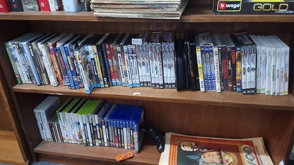 Lot 1412 - DVDS AND GAMES