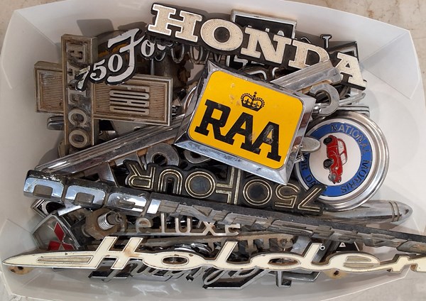 Lot 1296 - CAR BADGES