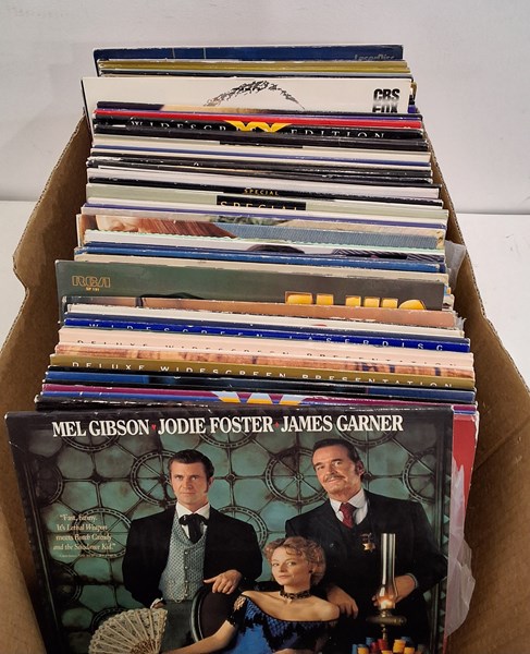 Lot 1327 - LASERDISCS