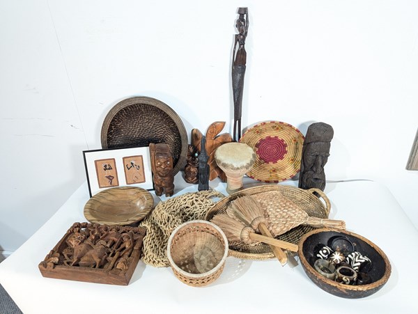 Lot 1524 - TRIBAL LOT