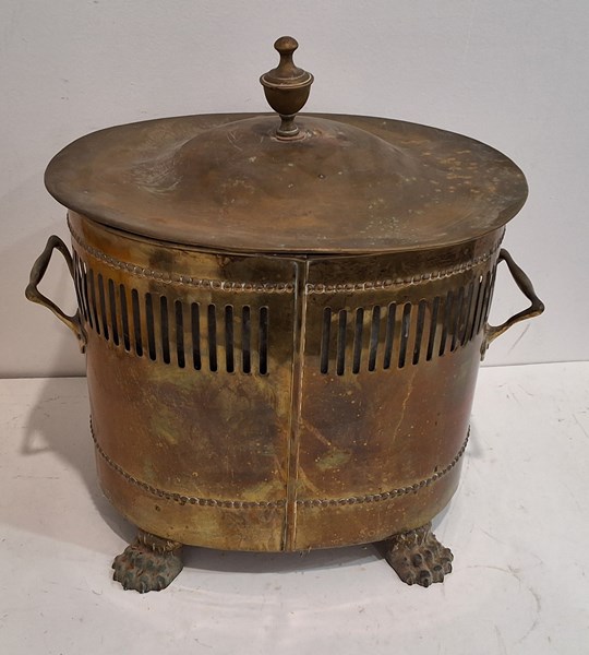 Lot 1363 - COAL BUCKET
