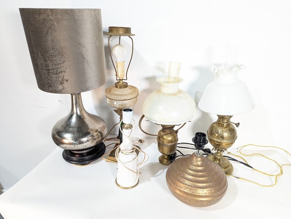 Lot 291 - LAMPS