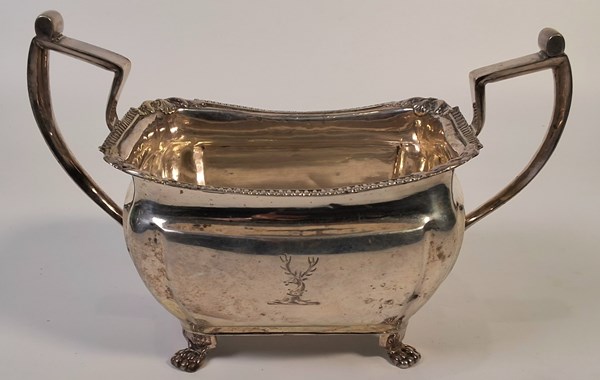Lot 1027 - SILVER BOWL