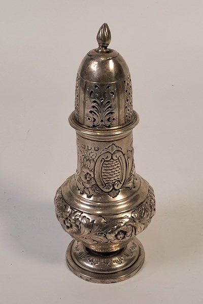 Lot 1073 - SILVER CONDIMENT