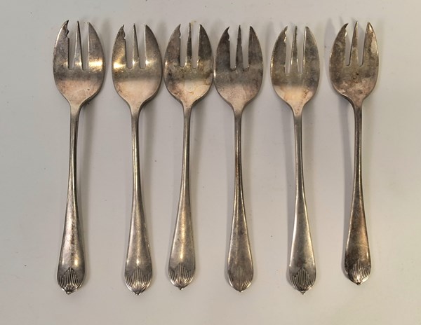 Lot 1102 - SILVER FORKS