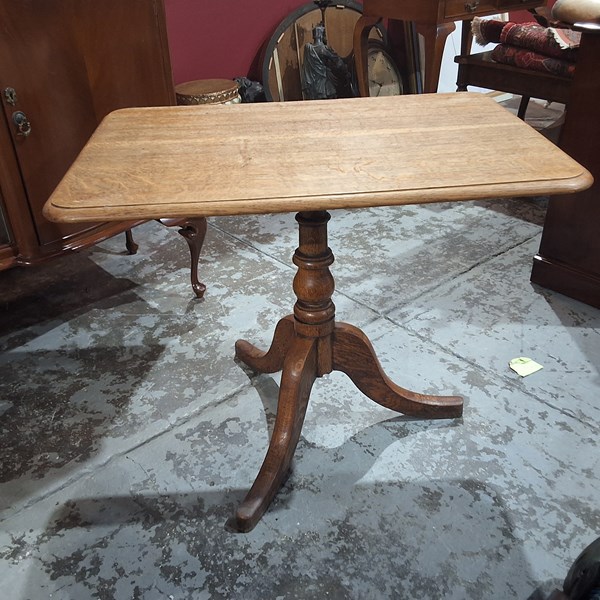 Lot 158 - SIDE TABLE