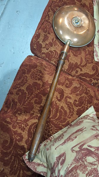 Lot 124 - BED WARMER