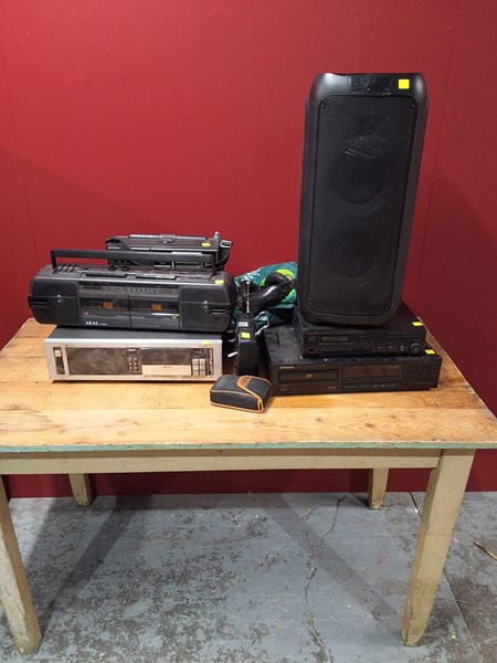 Lot 216 - AUDIO EQUIPMENT