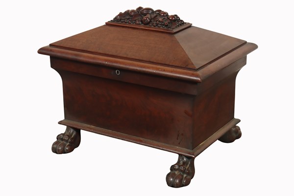 Lot 33 - MAHOGANY CELLARET