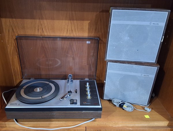 Lot 314 - PHILIPS TURNTABLE