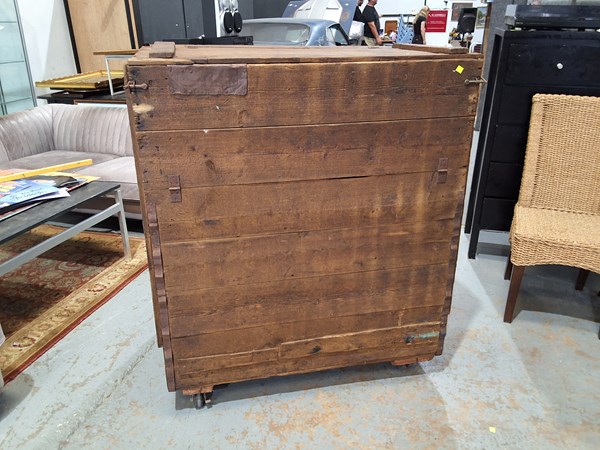 Lot 323 - RUSTIC GRAIN BIN