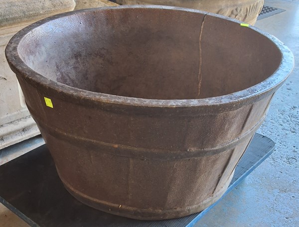 Lot 566 - GLAZED CERAMIC POT