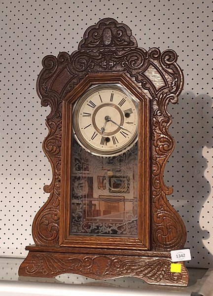 Lot 1342 - COTTAGE CLOCK