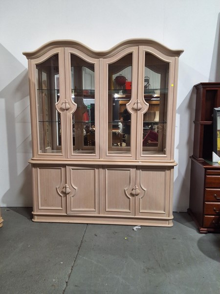 Lot 242 - DISPLAY CABINET