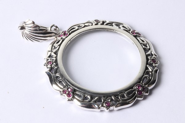 Lot 1081 - SILVER MAGNIFIER