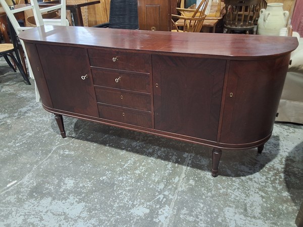 Lot 137 - SIDEBOARD