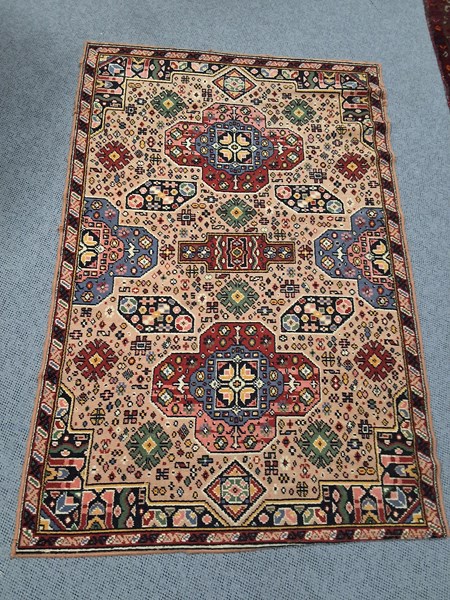 Lot 273 - WOOLLEN RUG