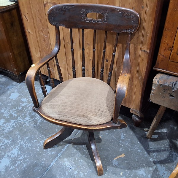 Lot 59 - CAPTAINS CHAIR