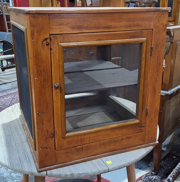Lot 233 - MEAT SAFE