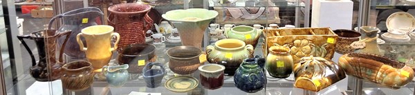 Lot 1164 - COLLECTION OF POTTERY