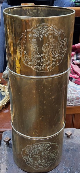 Lot 85 - COAL SKUTTLE