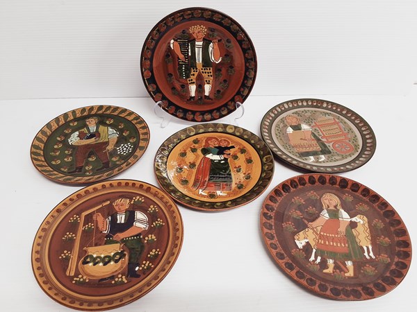 Lot 1179 - DISPLAY PLATES (6)