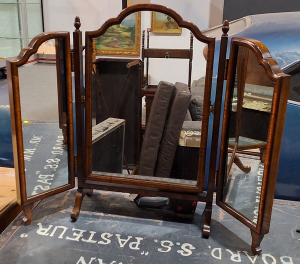 Lot 230 - VANITY MIRROR