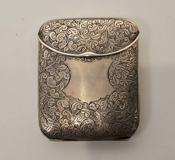 Lot 1036 - SILVER CASE