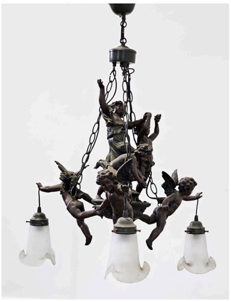 Lot 292 - CHANDELIER