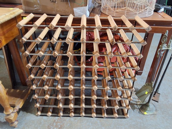 Lot 549 - WINE RACK