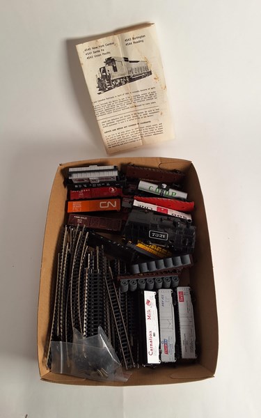 Lot 1307 - MODEL TRAINS