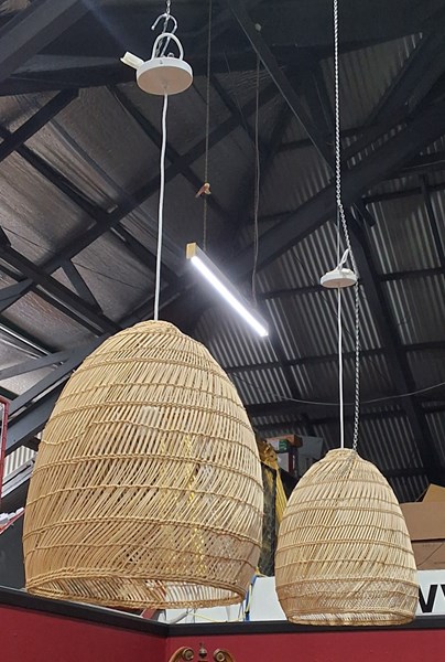 Lot 51 - LIGHT FIXTURES