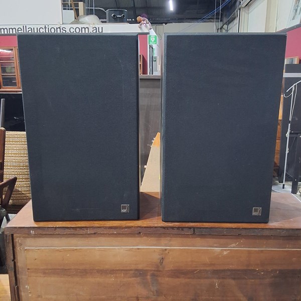 Lot 25 - STEREO SPEAKERS