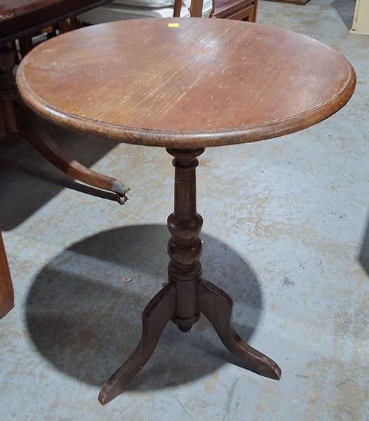 Lot 548 - WINE TABLE