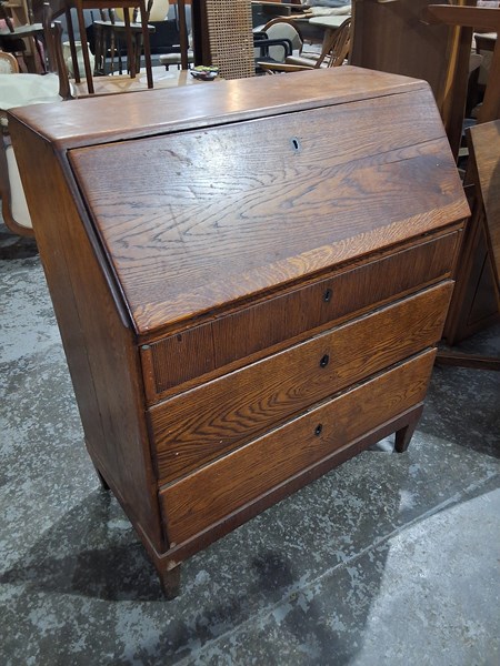 Lot 38 - SECRETAIRE