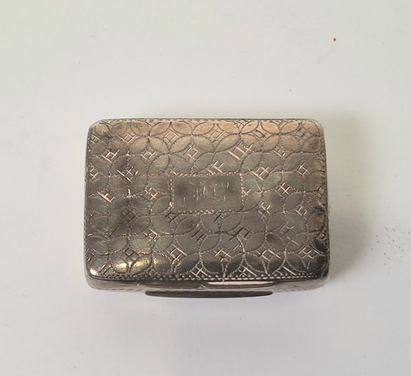 Lot 1016 - SILVER VINAGRETTE