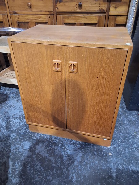 Lot 245 - CABINET