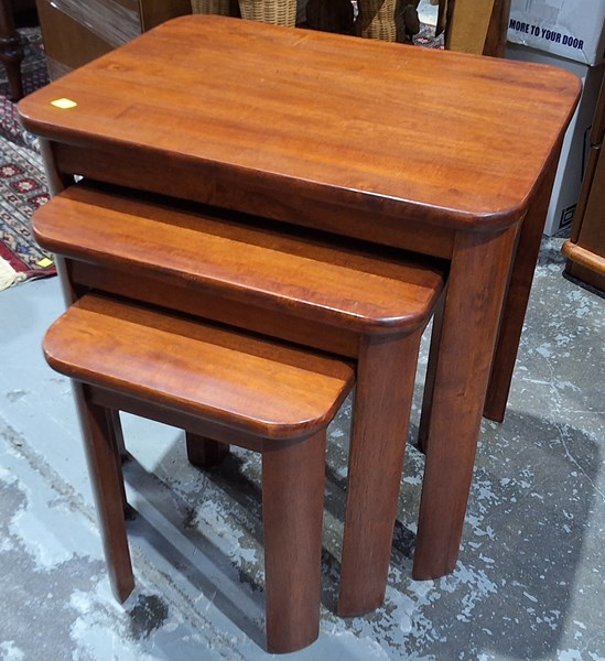 Lot 248 - NEST OF TABLES