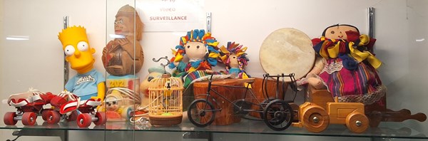 Lot 1470 - VINTAGE TOYS