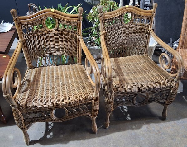 Lot 582 - ARMCHAIRS