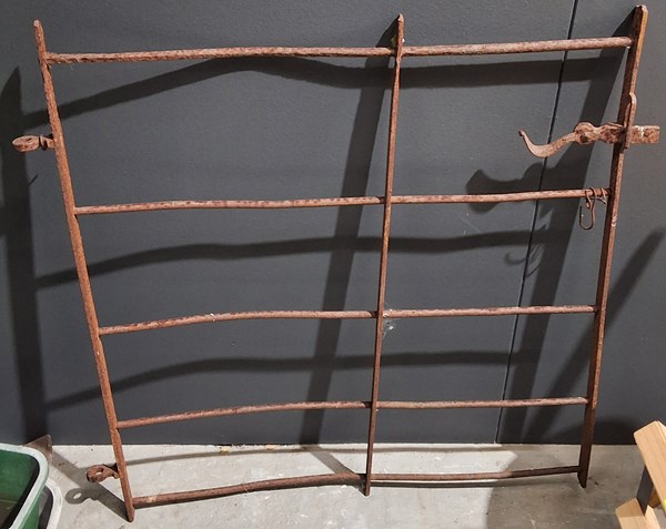 Lot 577 - ACCESS GATE