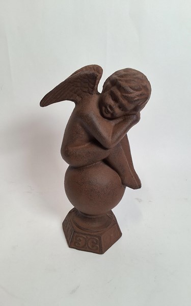 Lot 1499 - IRON CHERUB