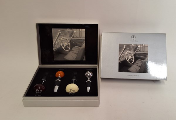 Lot 1306 - MERCEDES WINE STOPPERS