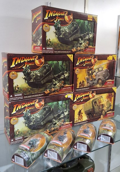 Lot 1471 - INDIANA JONES