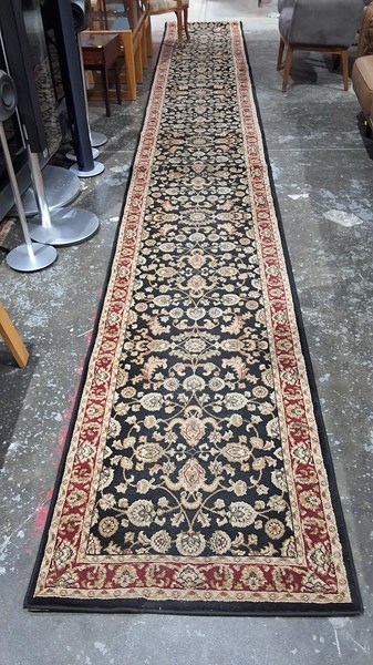 Lot 280 - HALL RUNNER