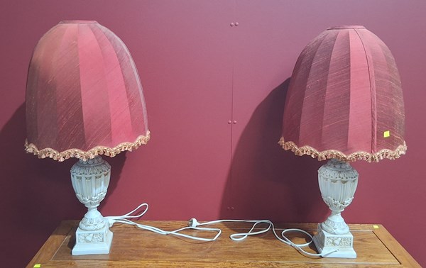Lot 502 - TABLE LAMPS