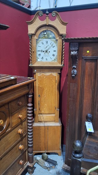 Lot 41 - LONG CASE CLOCK