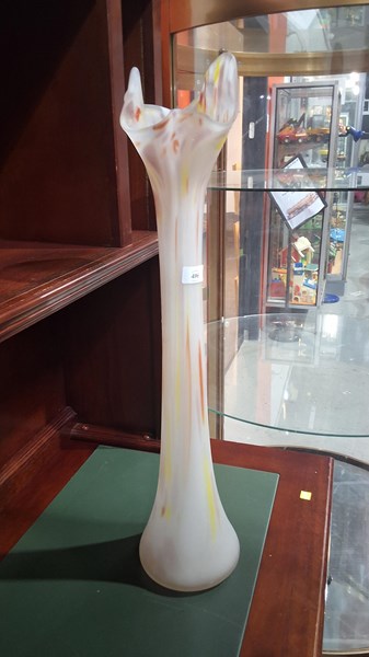 Lot 250 - VASE