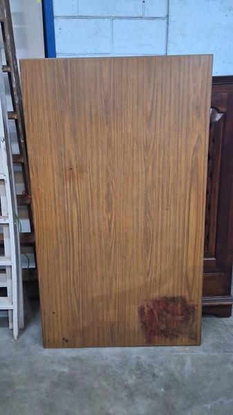 Lot 320 - KITCHEN TABLE