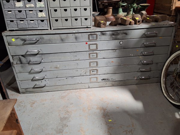 Lot 211 - PLAN DRAWERS